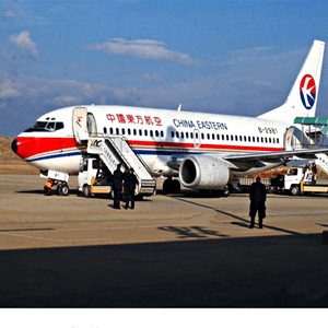 滋润空运航空快运业稳步发展的原因是什么？